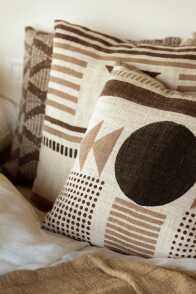 Cushion African Graphic Round