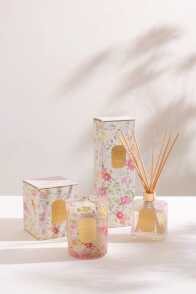 Happiness Blooms Rain Reef Candle